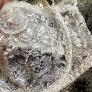 Trendsetters Vintage New Pure white Lace Demi cut bra